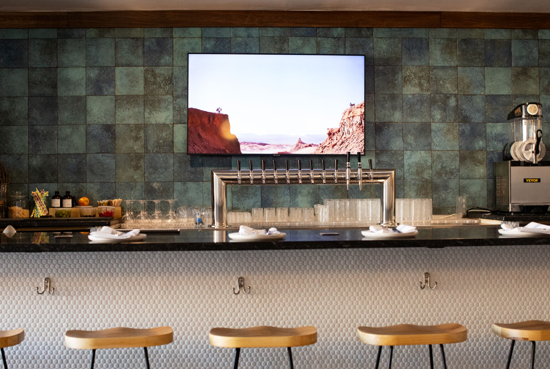 Press Bar